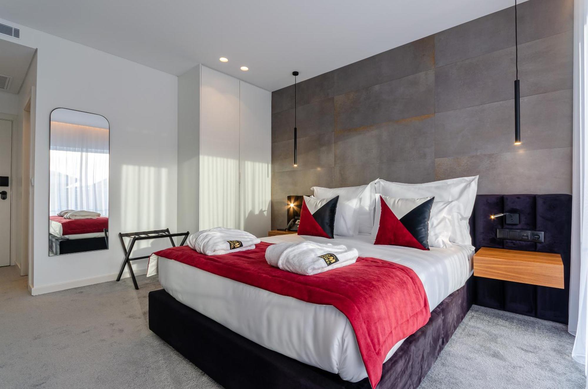 2M Boutique Hotel 蒙蒂茹 外观 照片