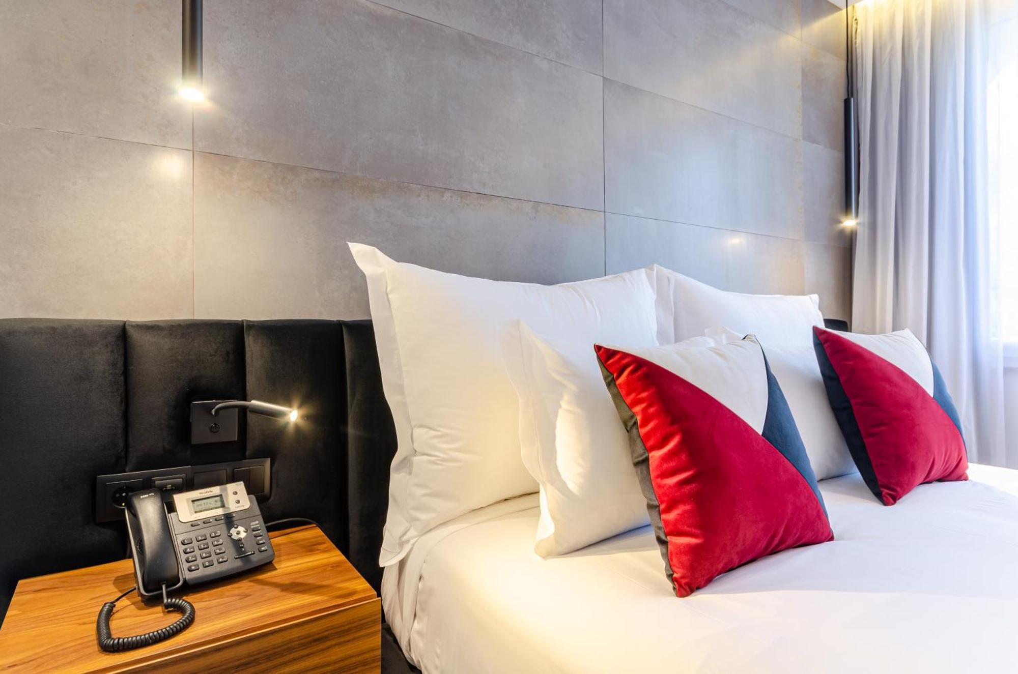 2M Boutique Hotel 蒙蒂茹 外观 照片
