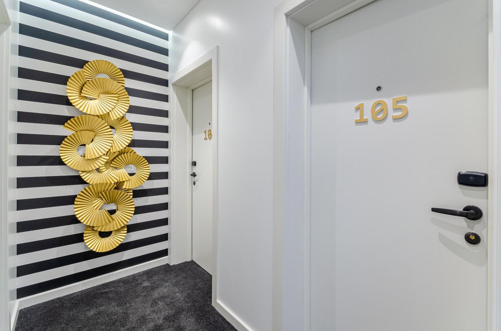 2M Boutique Hotel 蒙蒂茹 外观 照片