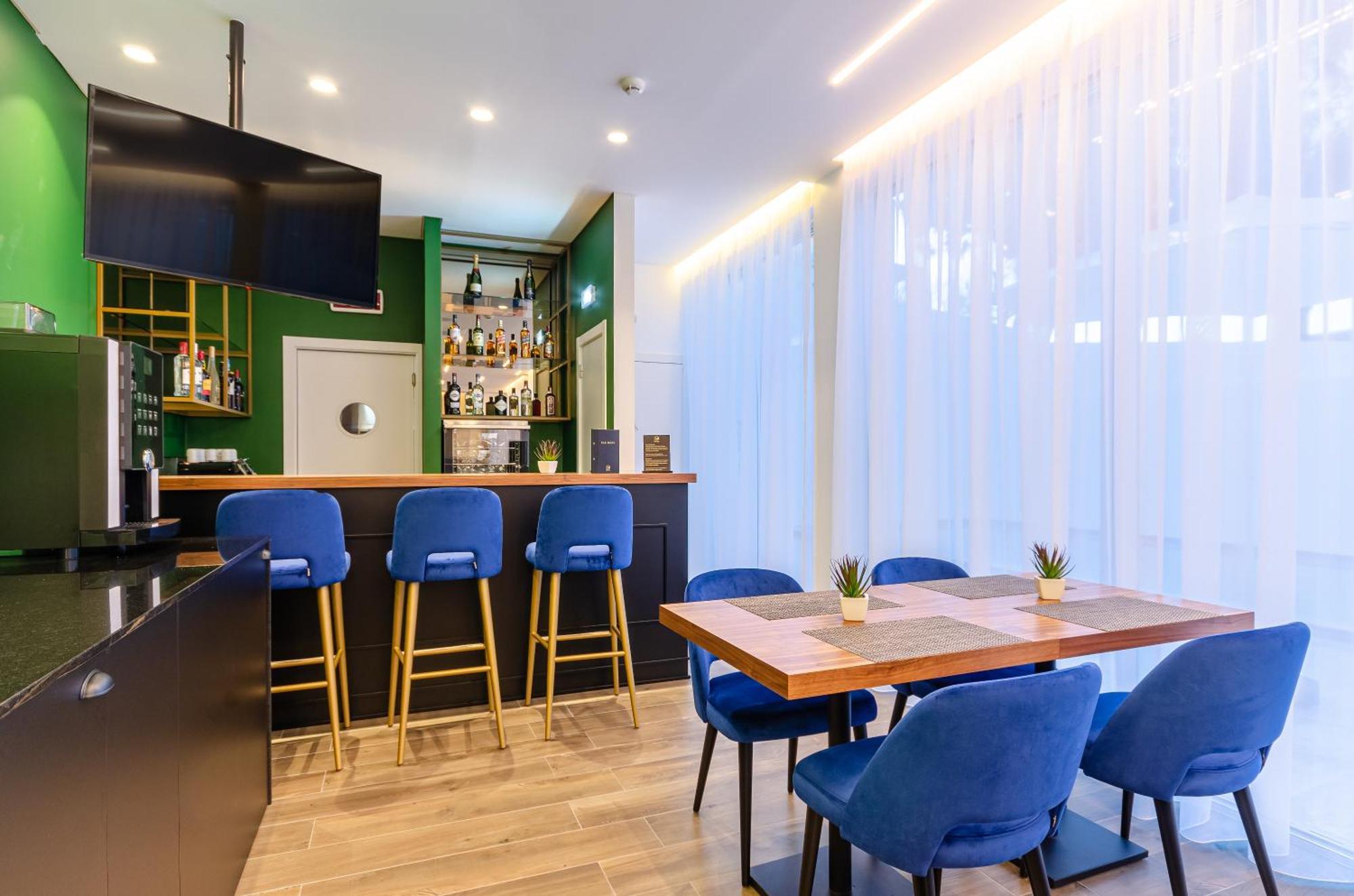 2M Boutique Hotel 蒙蒂茹 外观 照片